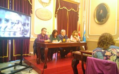 Presentación de la Campaña #UnodeCadaCien ene l Ayuntamiento de Cádiz