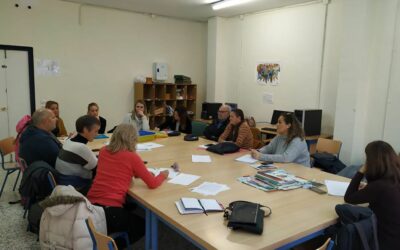 Reunión en el CEIP Juan Carlos Aragón