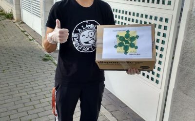 Agradecimientos a los Costaleros de la Paz de la Coronación de Jerez