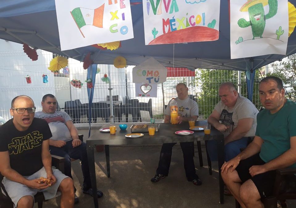 Fiesta mejicana de Hogares