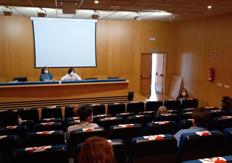 Reunión con las familias de la sede de Cádiz