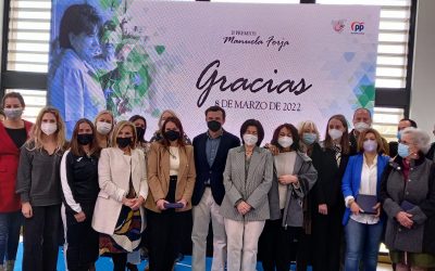 Entrega del premio Manuela Forja a nuestra presidenta