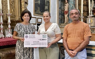 La Hermandad Nuestro Padre Jesús Nazareno de Bornos nos hace entrega de la recaudación de su Velada Solidaria