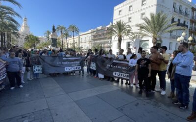 Autismo Cádiz participa en la manifestación provincial de CERMI Andalucía en demanda de una financiación justa